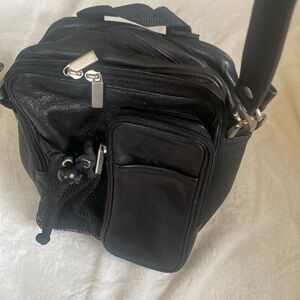 Black Wilson Leather Unisex bag